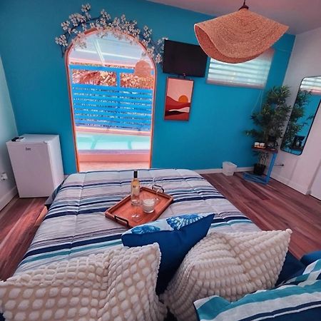 Parguera Beach Club & Hotel Лахас Екстериор снимка